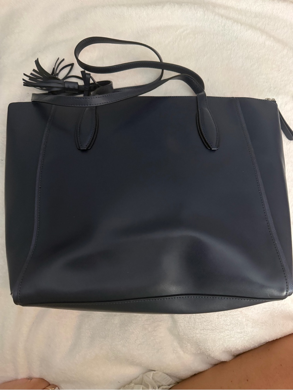 kate spade navy leather shoulder tote - Picture 4 of 9